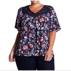 NWT Love on a Hanger Tie Back Printed Woven Blouse